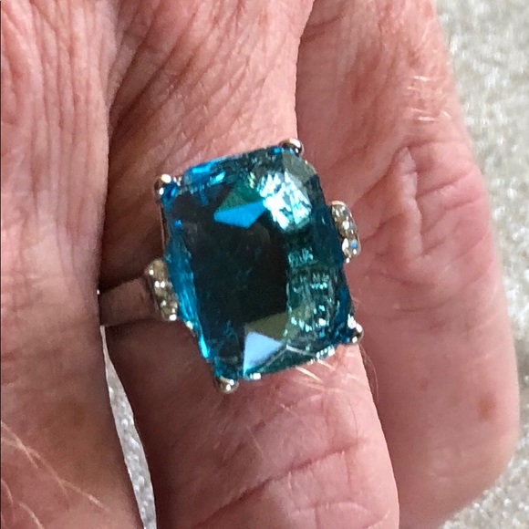 Gorgeous 16.42CT Aquamarine Silver Ring - Picture 5 of 8